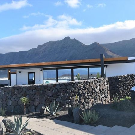 La Belle Vie Villa Famara Bagian luar foto