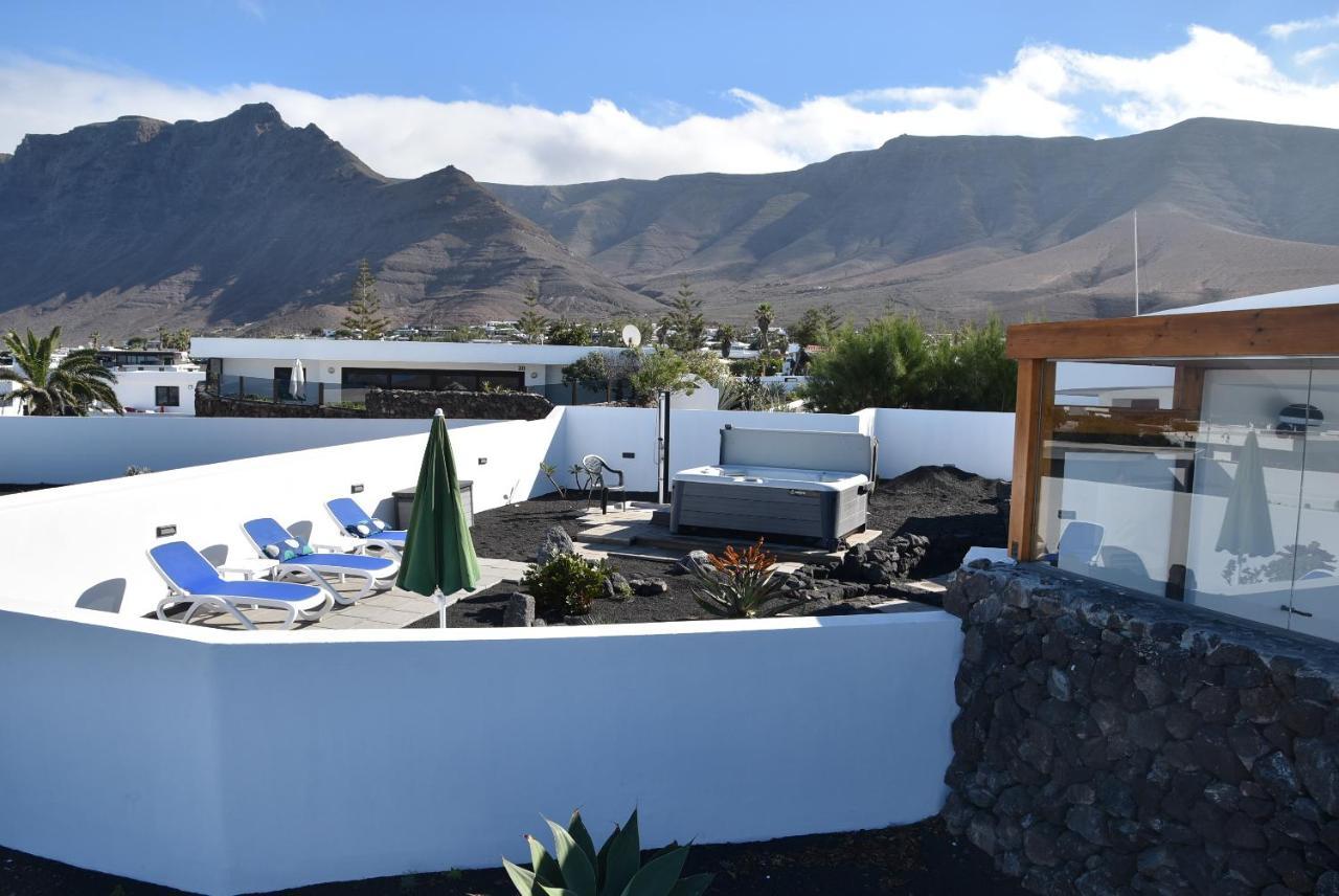 La Belle Vie Villa Famara Bagian luar foto