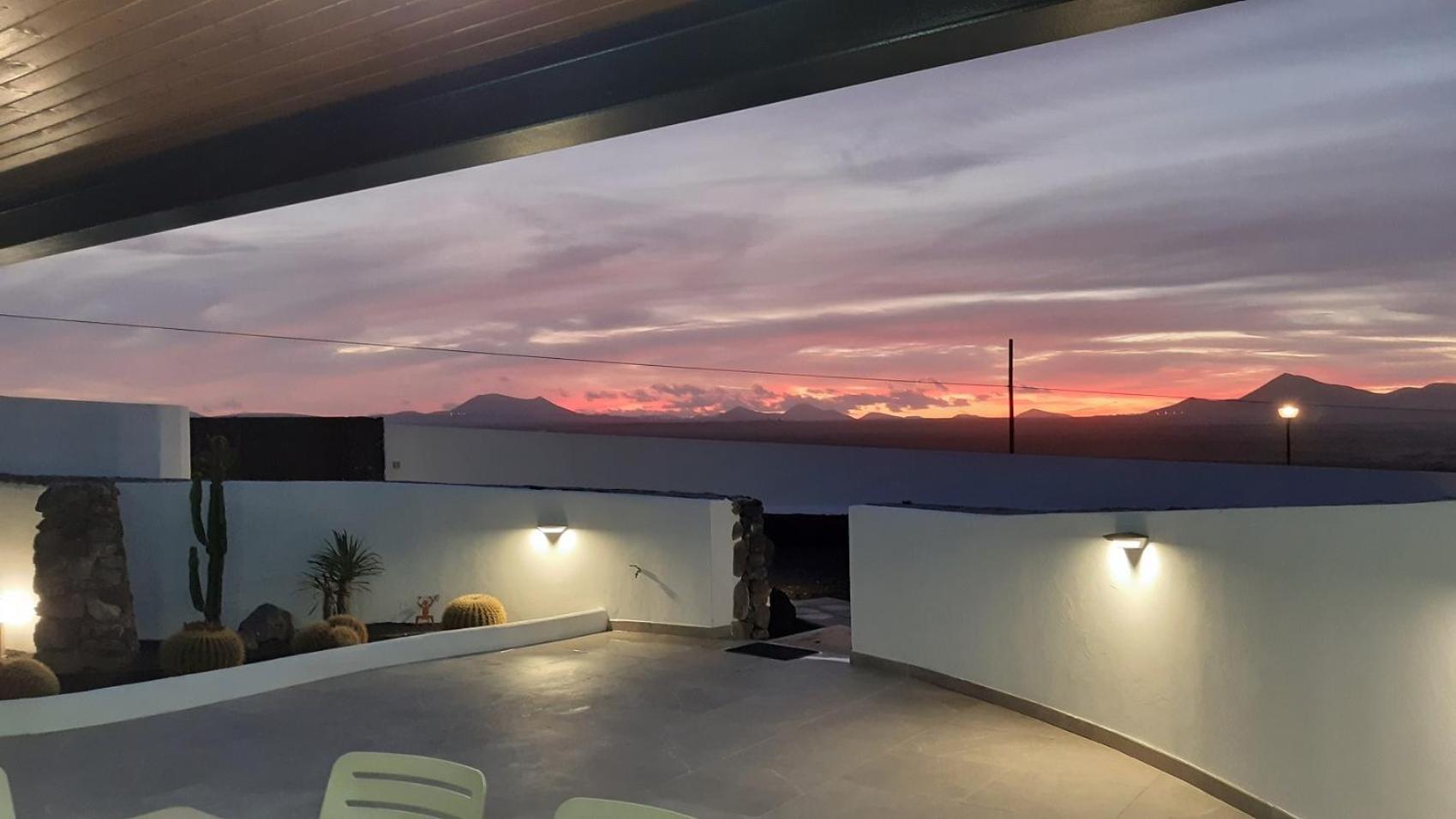 La Belle Vie Villa Famara Bagian luar foto